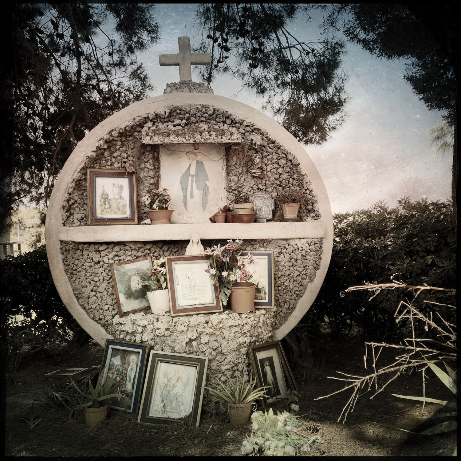 Outdoor altar. Librino, Sicily